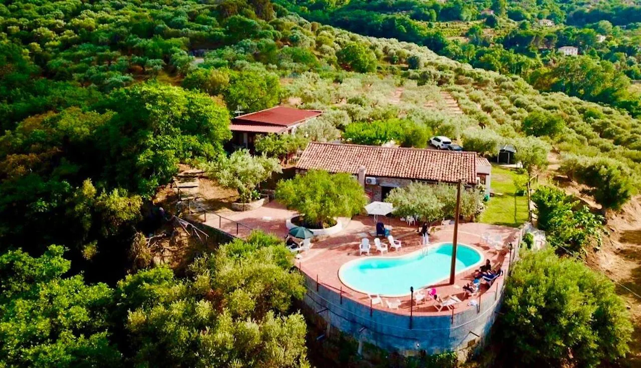Villa Alessandra Residence Capo dʼOrlando