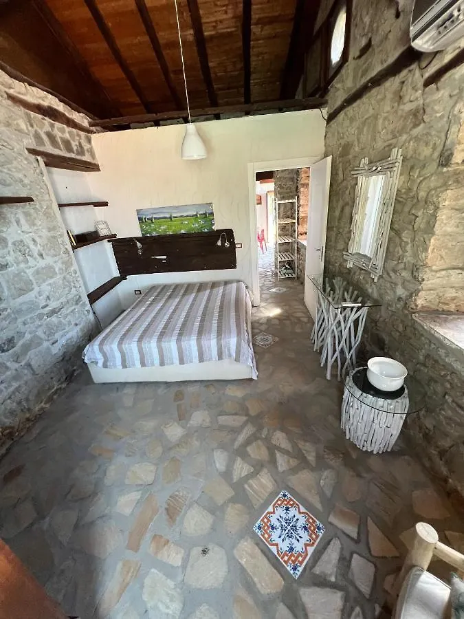 Villa Alessandra Residence Capo dʼOrlando