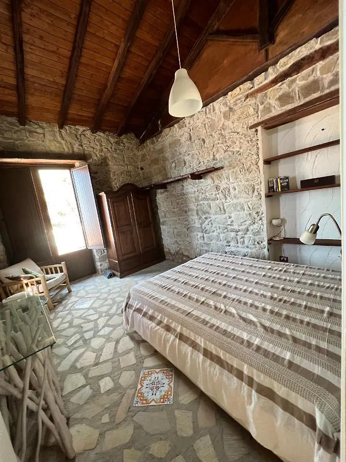 Aparthotel Villa Alessandra Residence Capo dʼOrlando