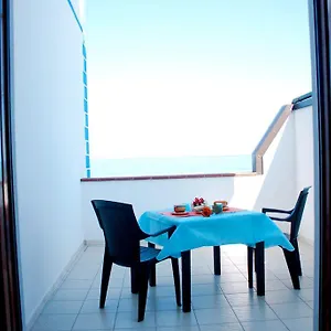  Bed & Breakfast In Riva Al Mare